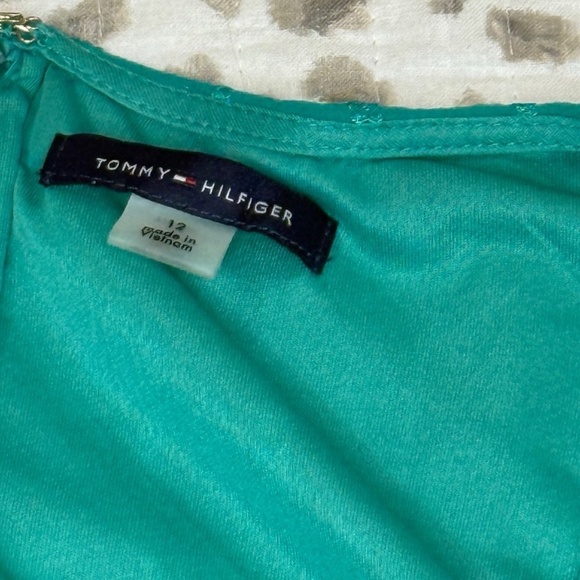 Tommy Hilfiger Women's Faux Wrap Style Dress with Tie; Emerald Green; Size 12 - Picture 5 of 7